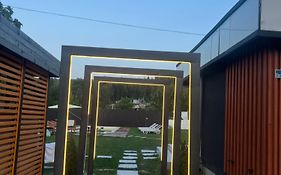 Mishelter